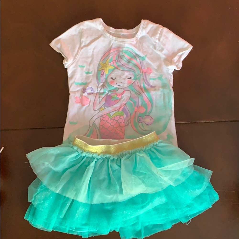 ** Mermaid outfit for toddler girls